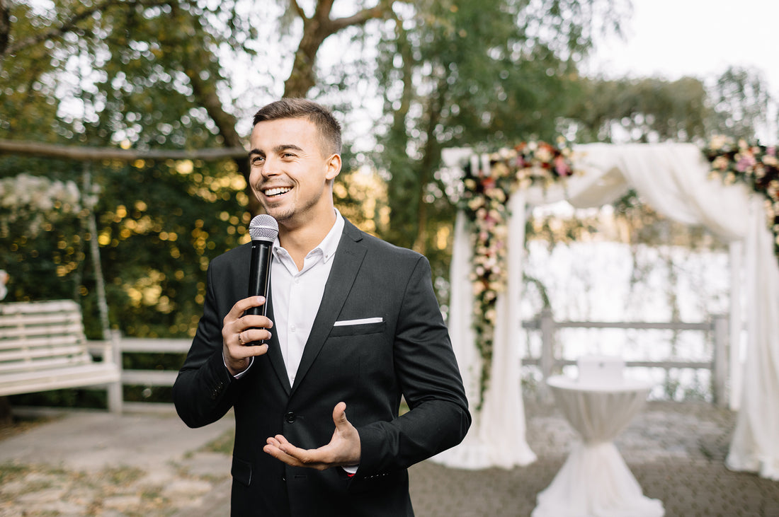 Giving a Fabulous Wedding Speech: What to Do, and What Not to Do